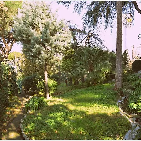 فندق مبيت وإفطار Casa Per Ferie Cardinal G. Guarino