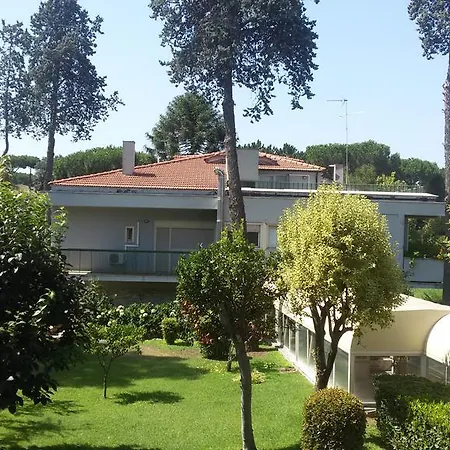 فندق مبيت وإفطار Casa Per Ferie Cardinal G. Guarino