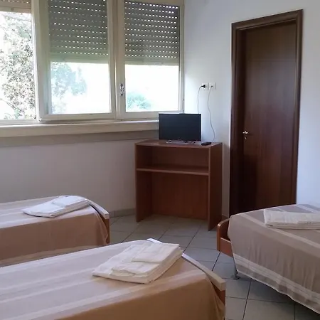 Casa Per Ferie Cardinal G. Guarino فندق مبيت وإفطار