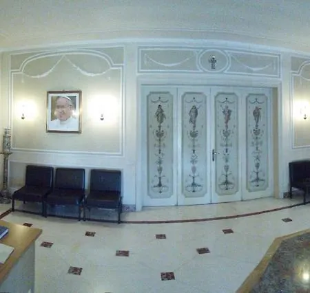 Casa Per Ferie Cardinal G. Guarino *