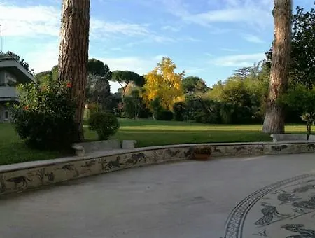 فندق مبيت وإفطار Casa Per Ferie Cardinal G. Guarino *