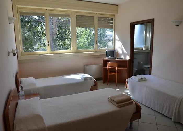 Casa Per Ferie Cardinal G. Guarino *