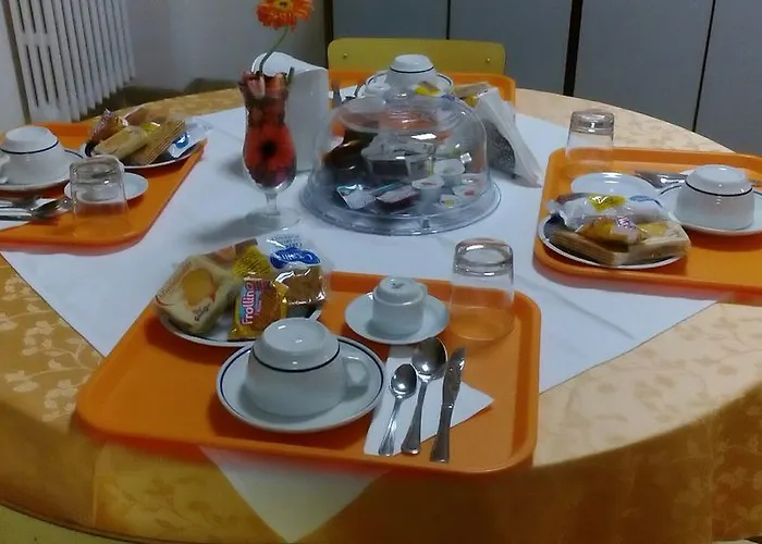 Casa Per Ferie Cardinal G. Guarino Ρώμη