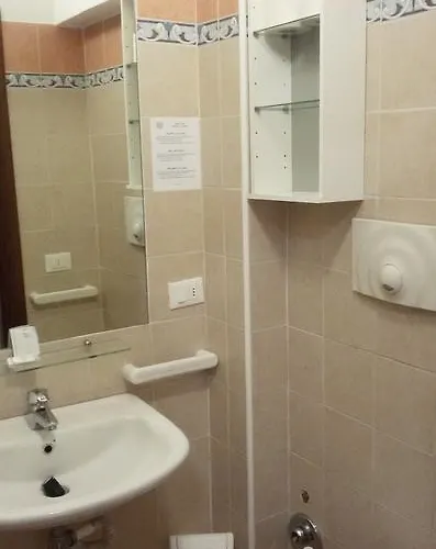 Casa Per Ferie Cardinal G. Guarino Ρώμη